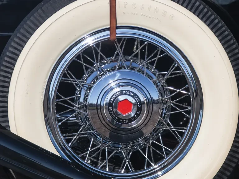 1932 Packard Eight - Image 9 of 20
