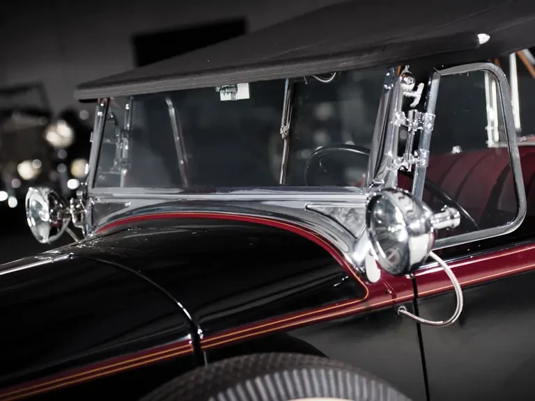 1932 Packard Eight - Image 16 of 26
