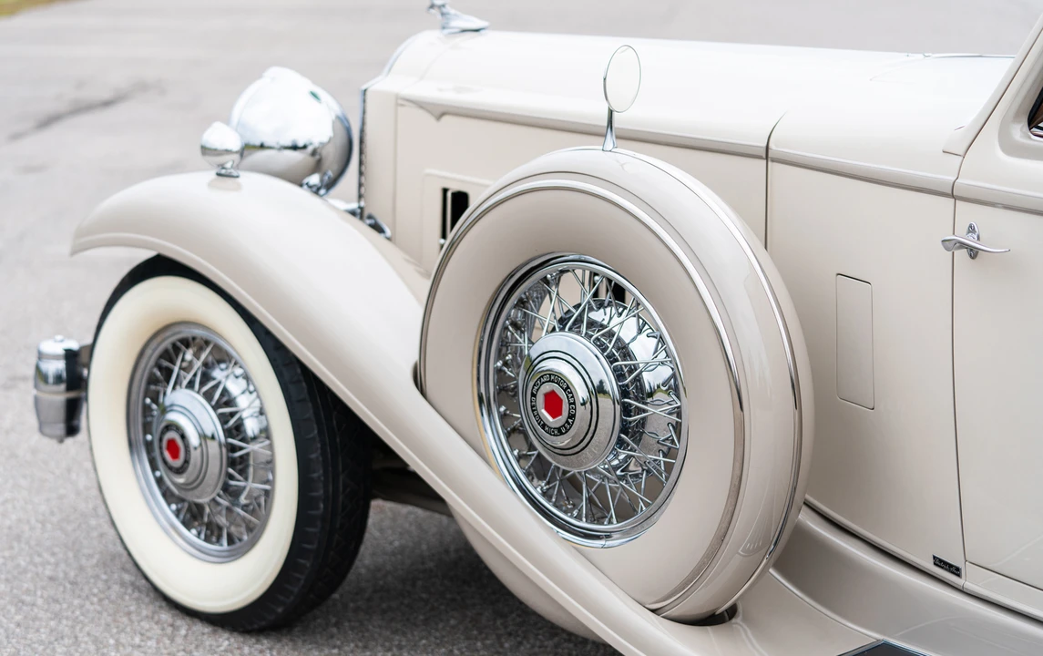 1932 Packard Eight - Image 23 of 31
