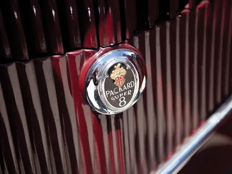 1932 Packard Eight - Image 7 of 18