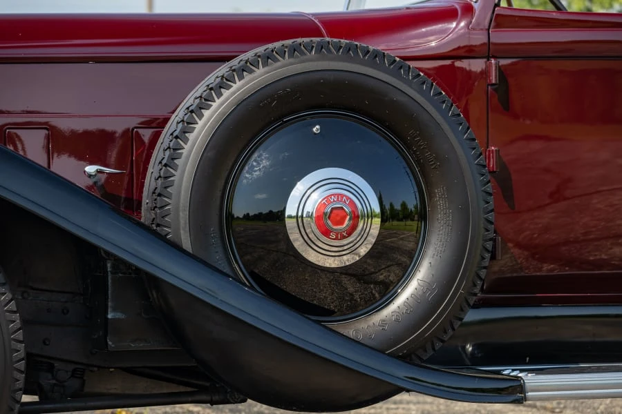 1932 Packard Twelve - Image 17 of 31