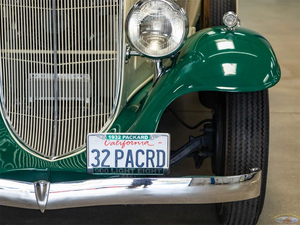 1932 Packard Eight - Image 16 of 31