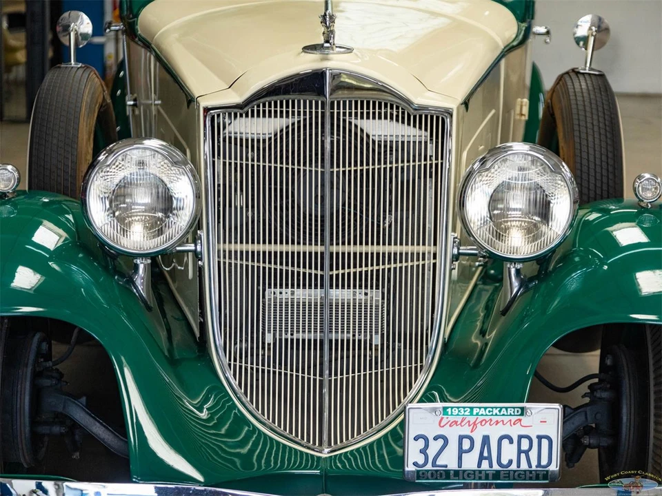 1932 Packard Eight - Image 15 of 31