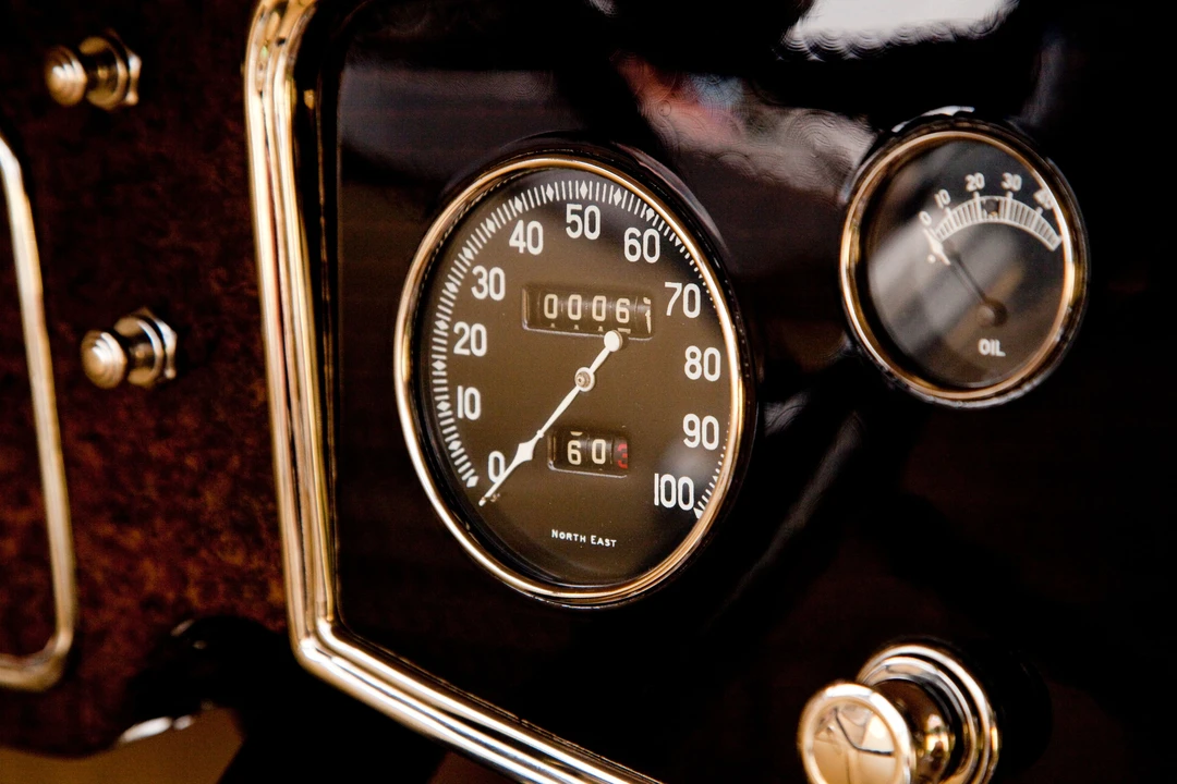 1932 Packard Eight - Image 11 of 23