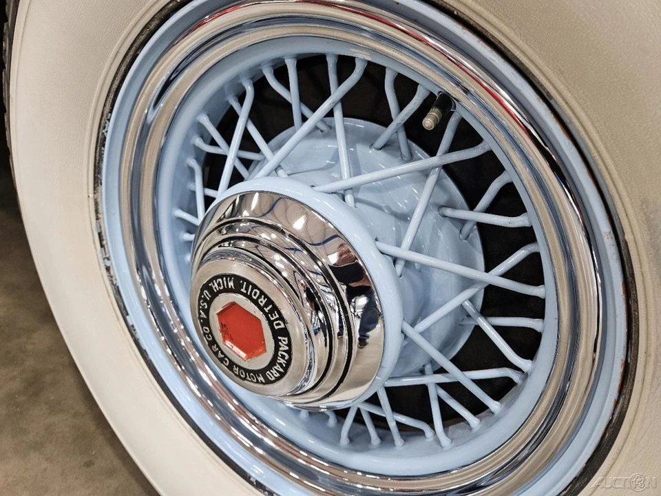 1932 Packard Eight - Image 9 of 21