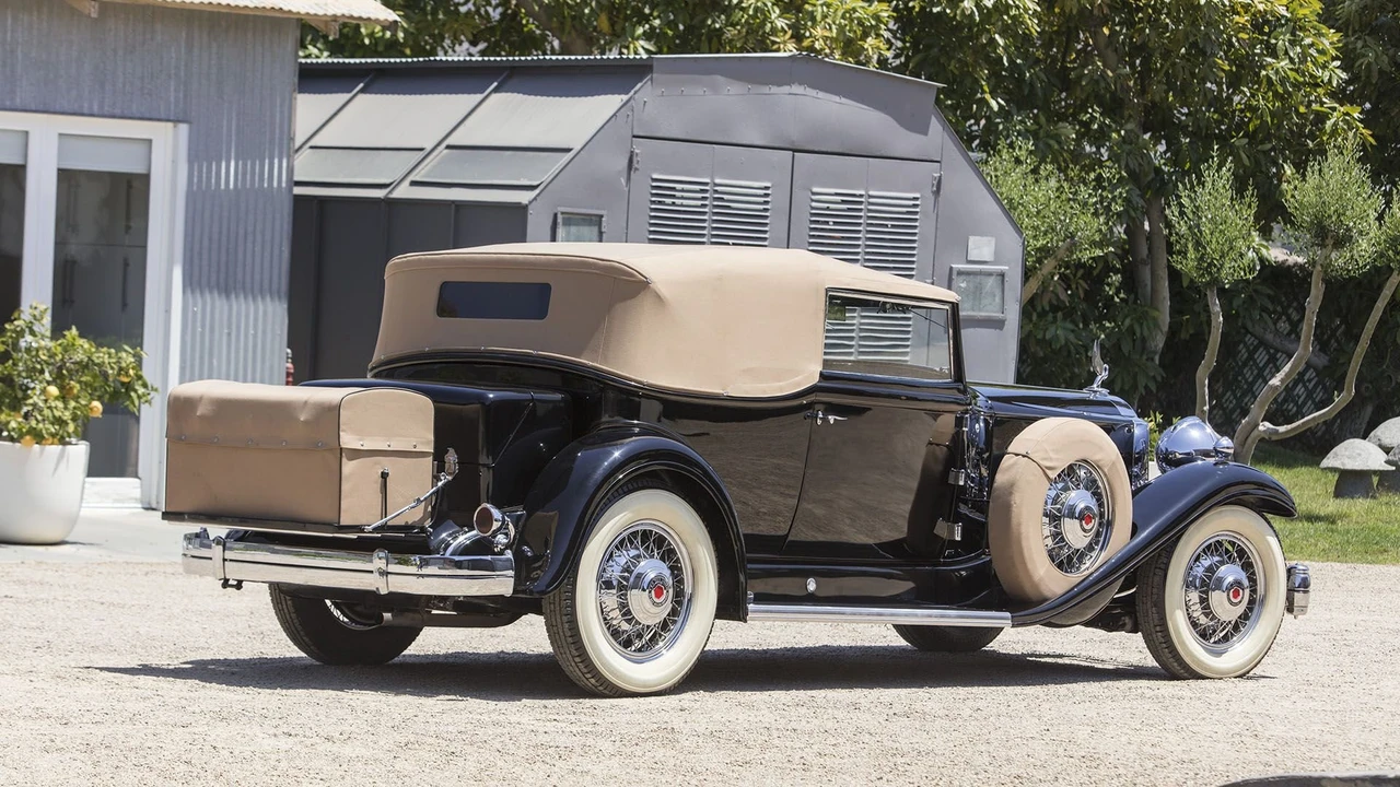 1932 Packard Eight - Image 12 of 31