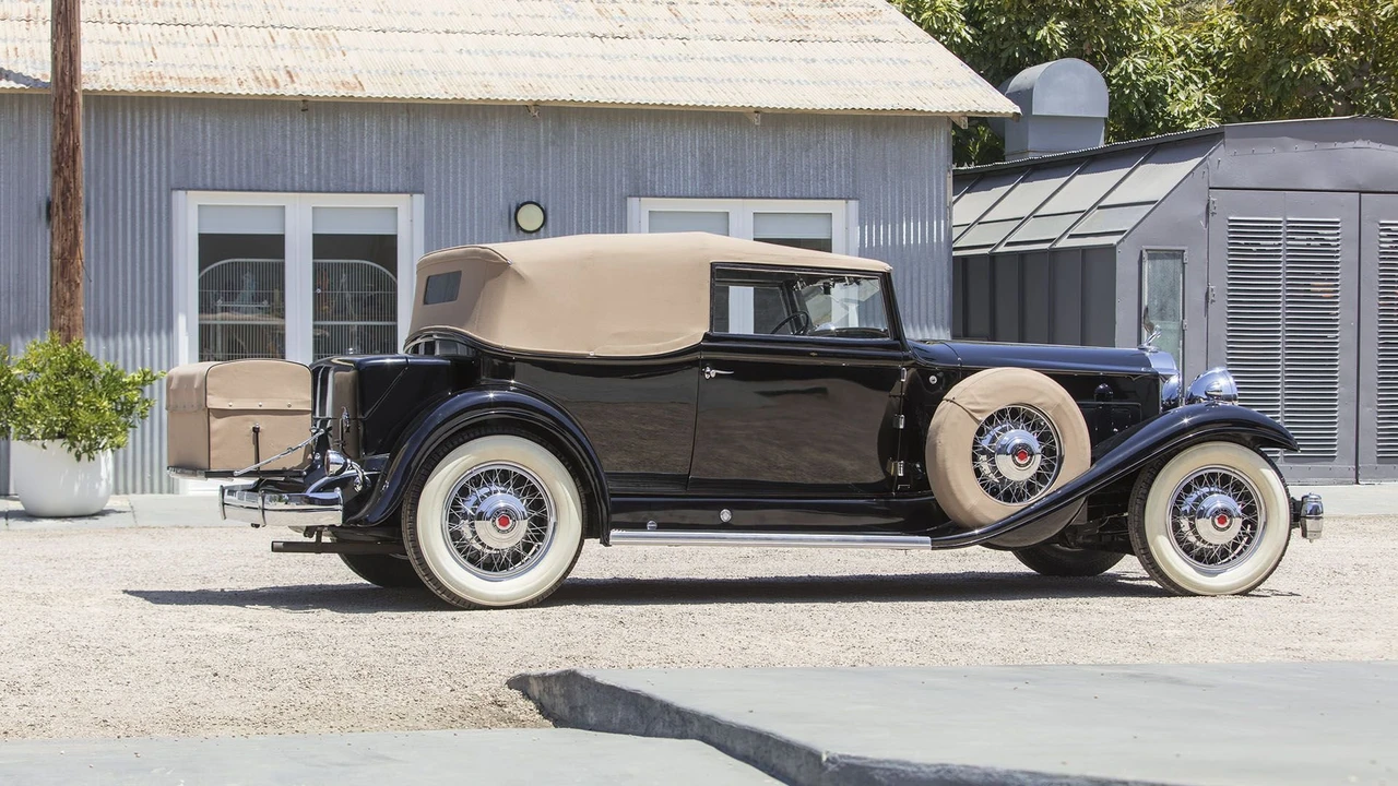 1932 Packard Eight - Image 13 of 31