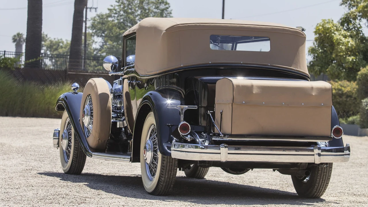 1932 Packard Eight - Image 7 of 31