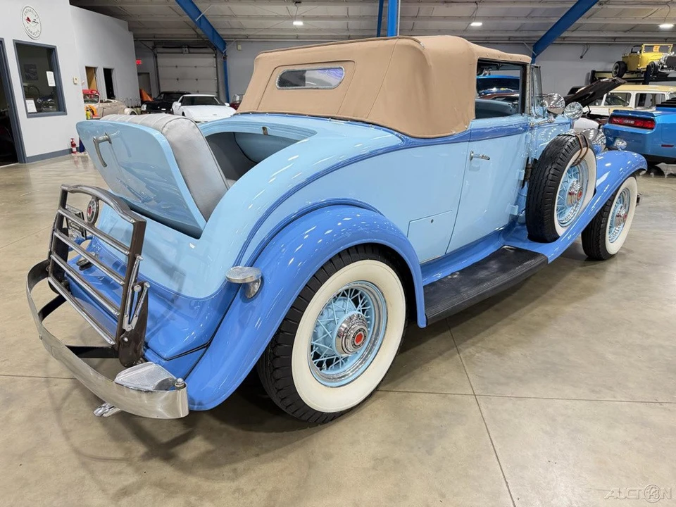 1932 Packard Eight - Image 6 of 24