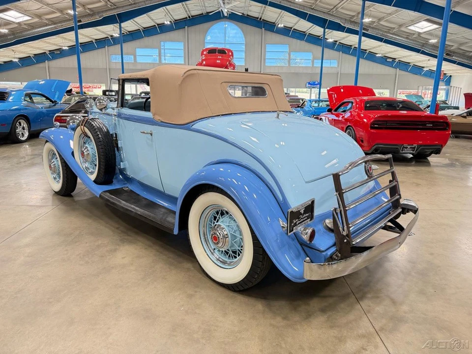 1932 Packard Eight - Image 12 of 24