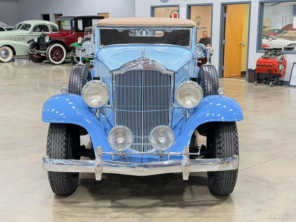 1932 Packard Eight - Image 2 of 24