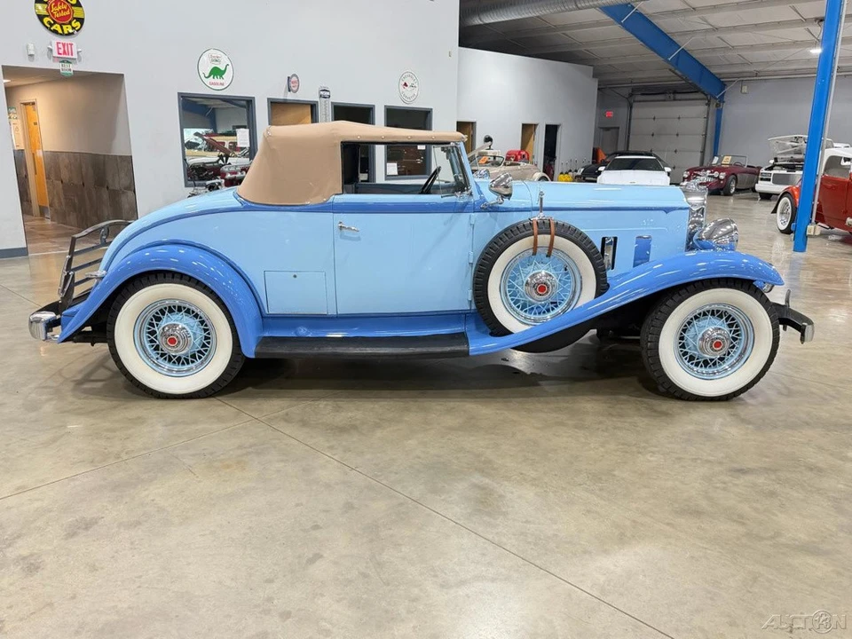 1932 Packard Eight - Image 4 of 24