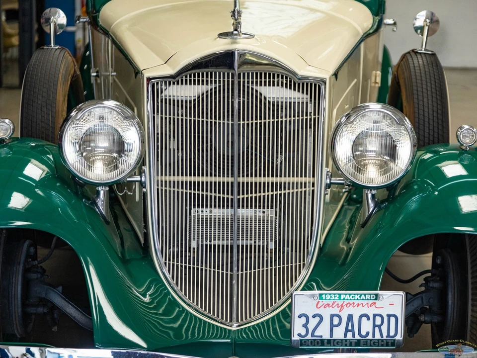 1932 Packard Eight - Image 16 of 31