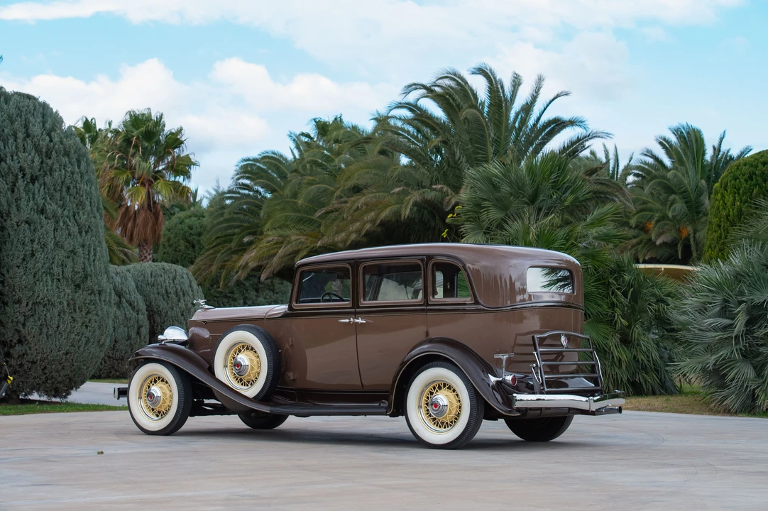 1932 Packard Eight - Image 12 of 13