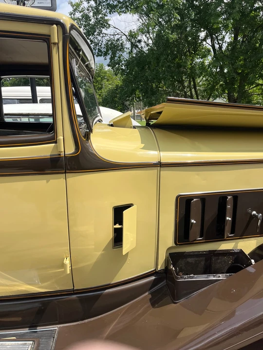 1932 Packard Eight - Image 30 of 31
