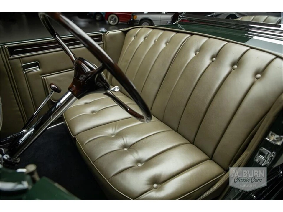 1932 Packard Twelve - Image 16 of 31