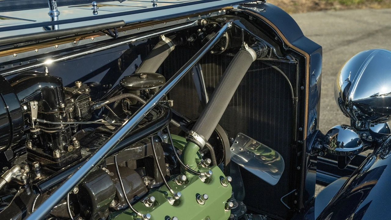 1932 Packard Twelve - Image 12 of 31
