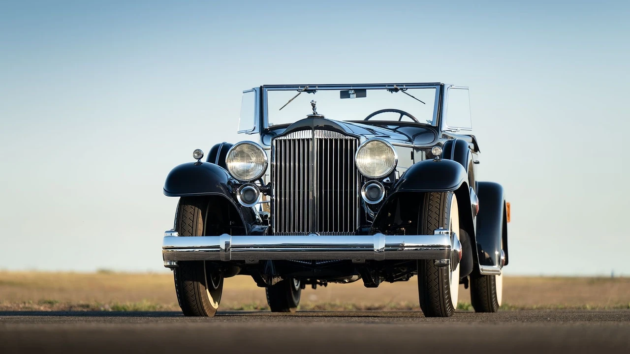 1932 Packard Twelve - Image 15 of 31