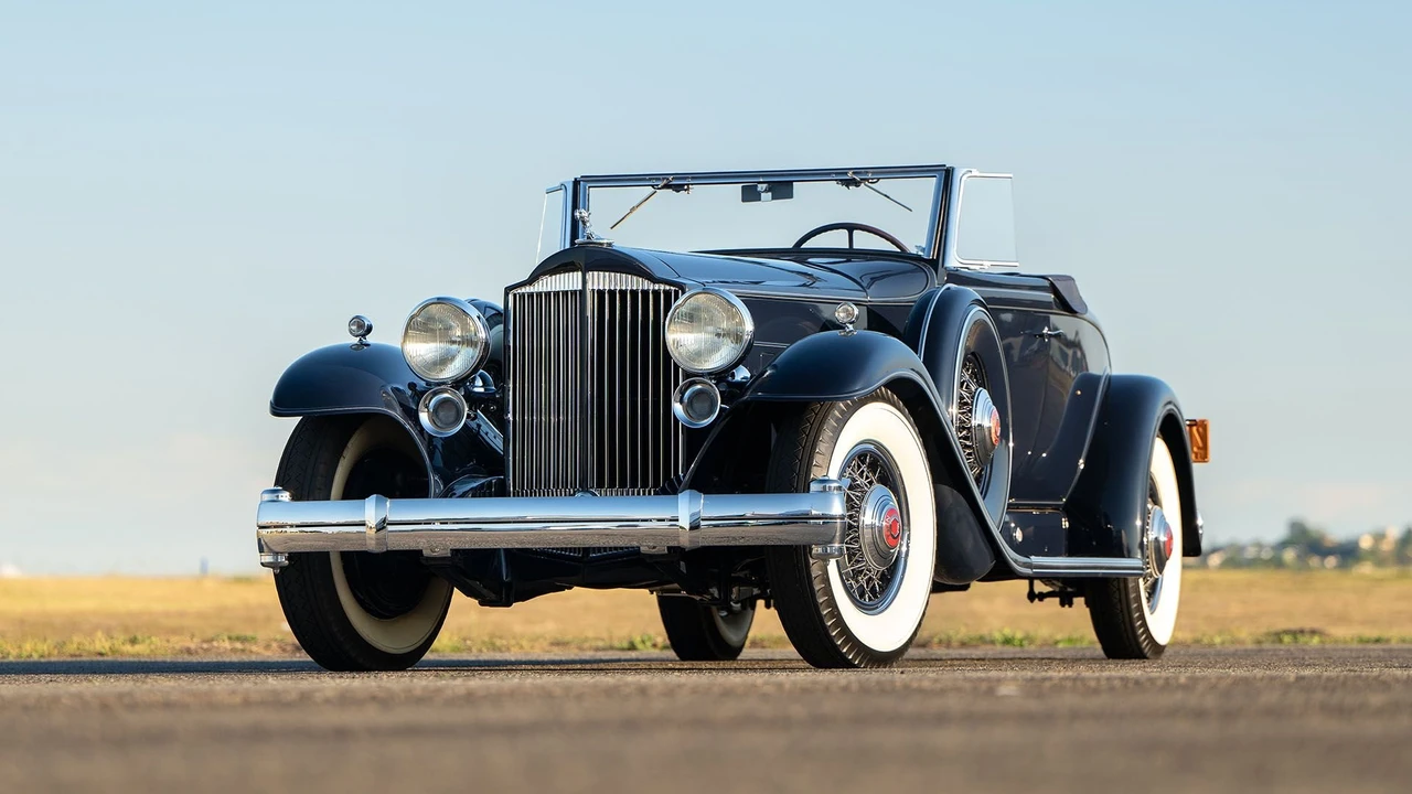 1932 Packard Twelve - Image 17 of 31