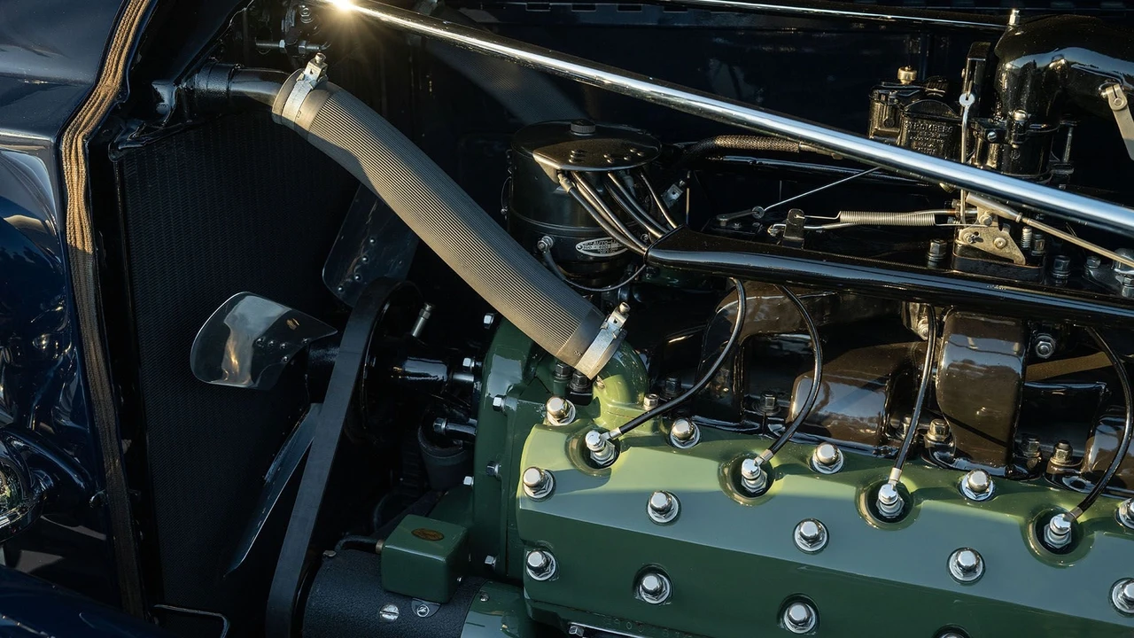 1932 Packard Twelve - Image 4 of 31