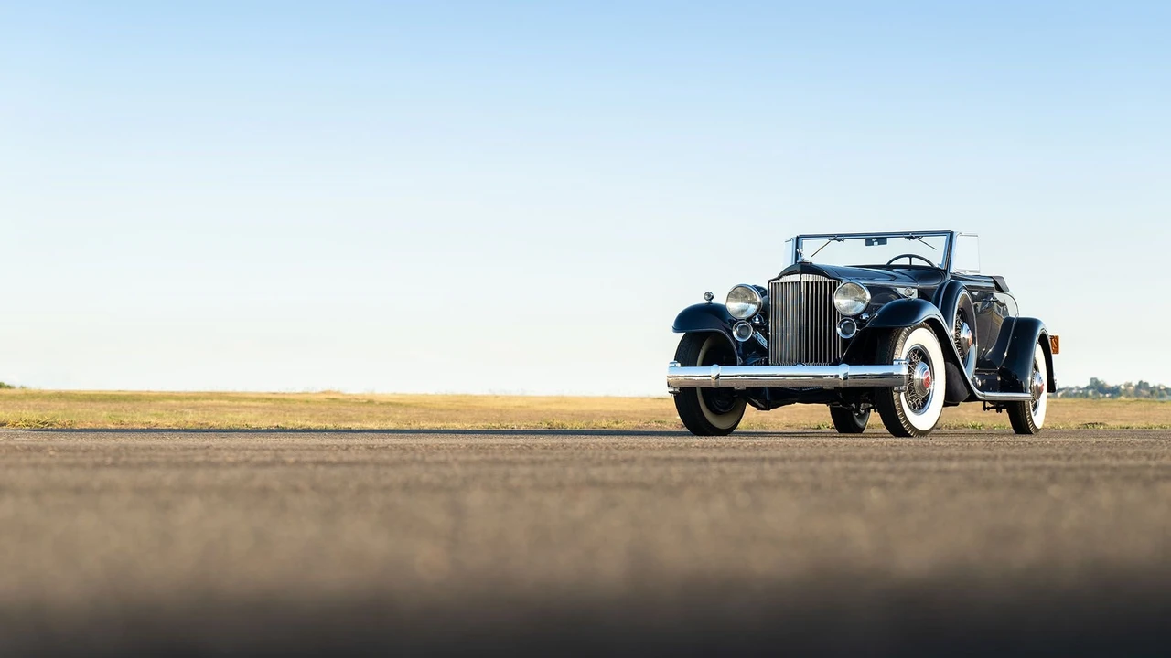 1932 Packard Twelve - Image 20 of 31