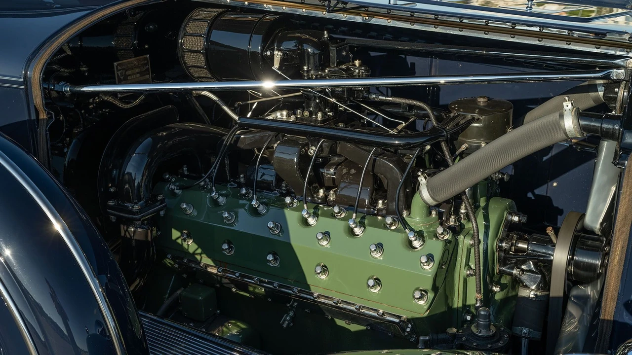 1932 Packard Twelve - Image 5 of 31