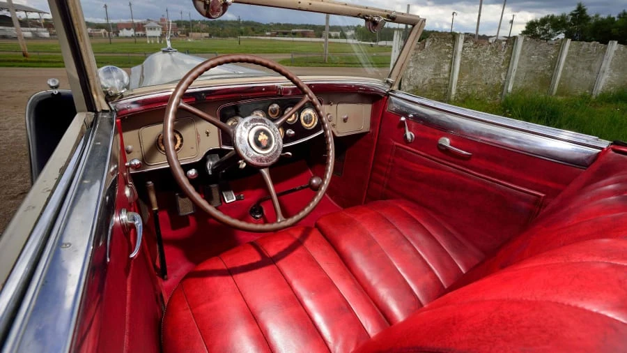 1932 Packard Twelve - Image 4 of 12