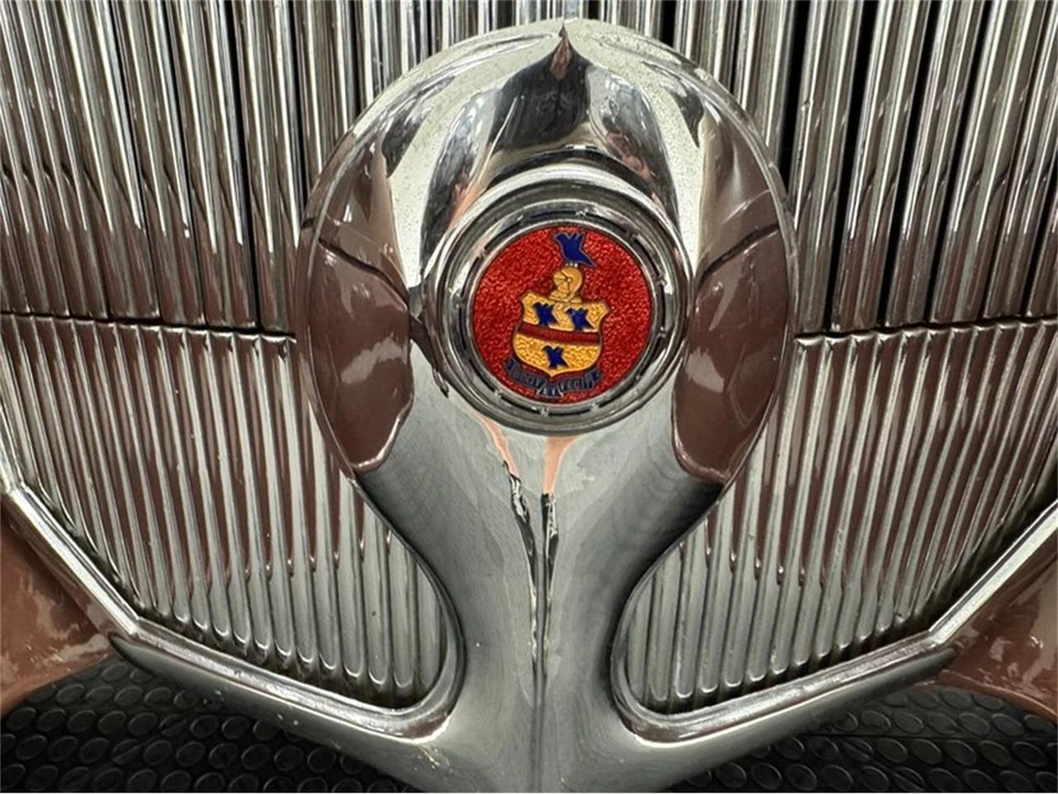 1932 Pierce-Arrow - Image 13 of 31