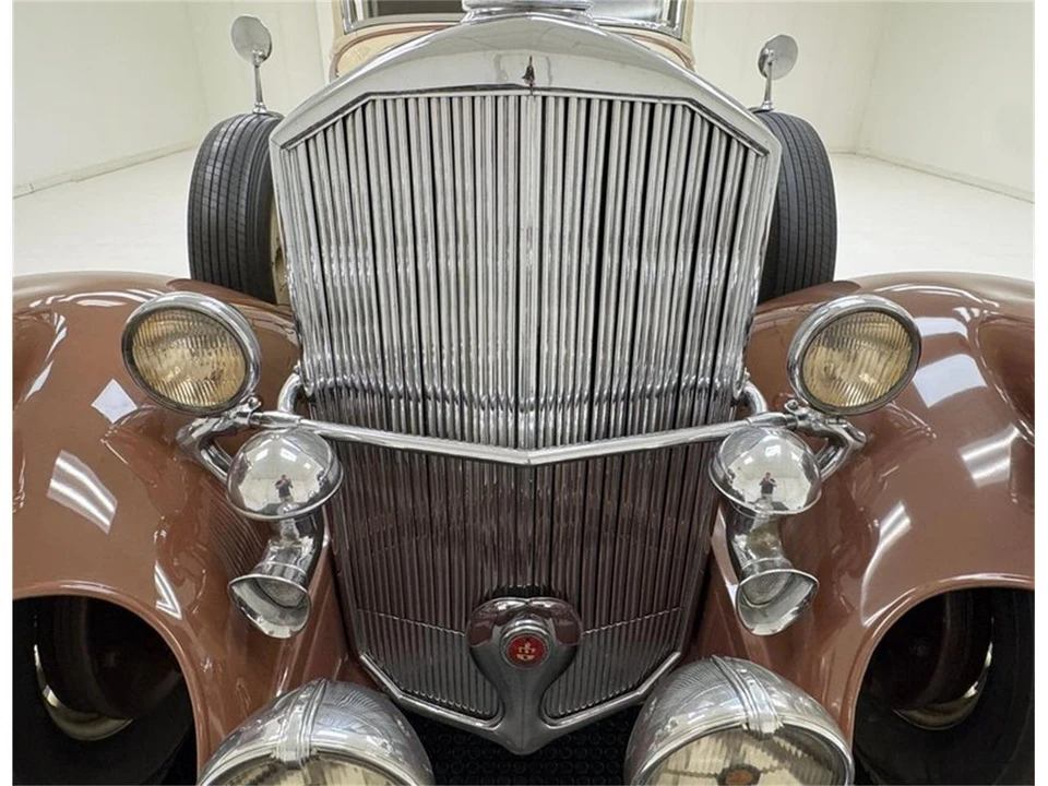 1932 Pierce-Arrow - Image 14 of 31