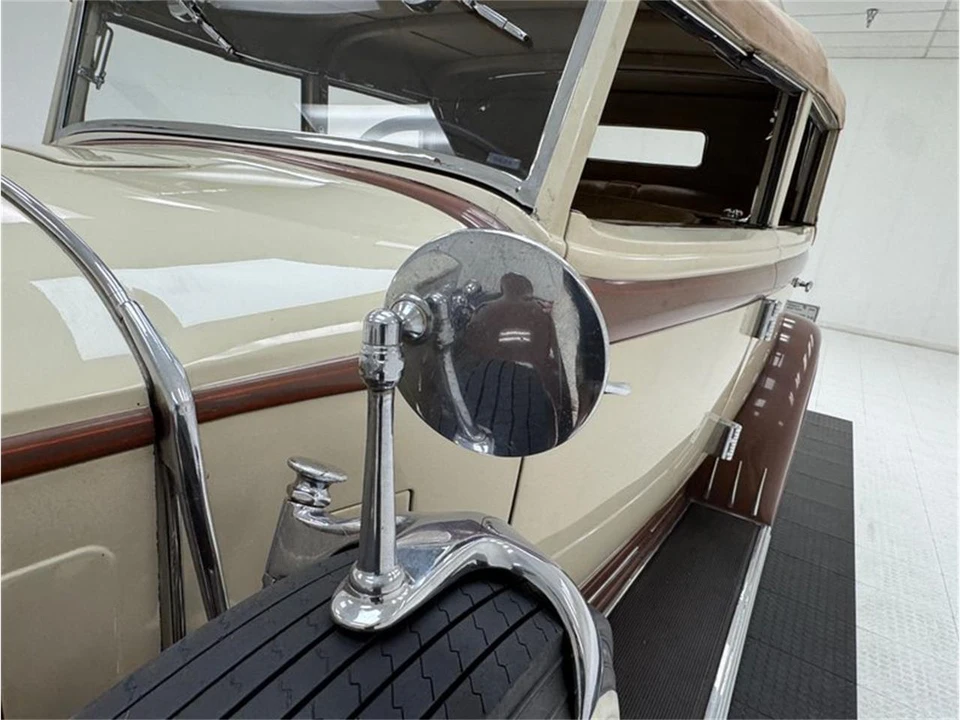 1932 Pierce-Arrow - Image 19 of 31