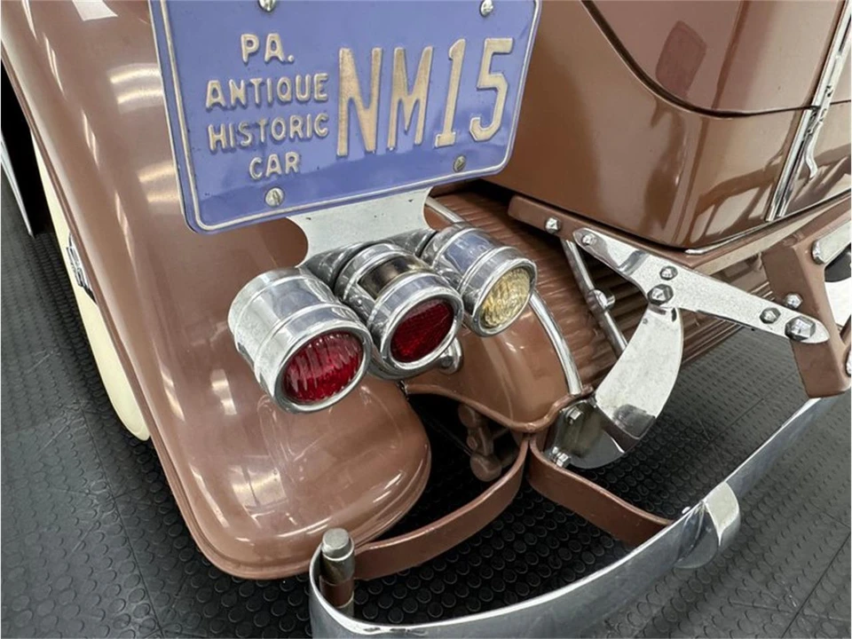 1932 Pierce-Arrow - Image 25 of 31