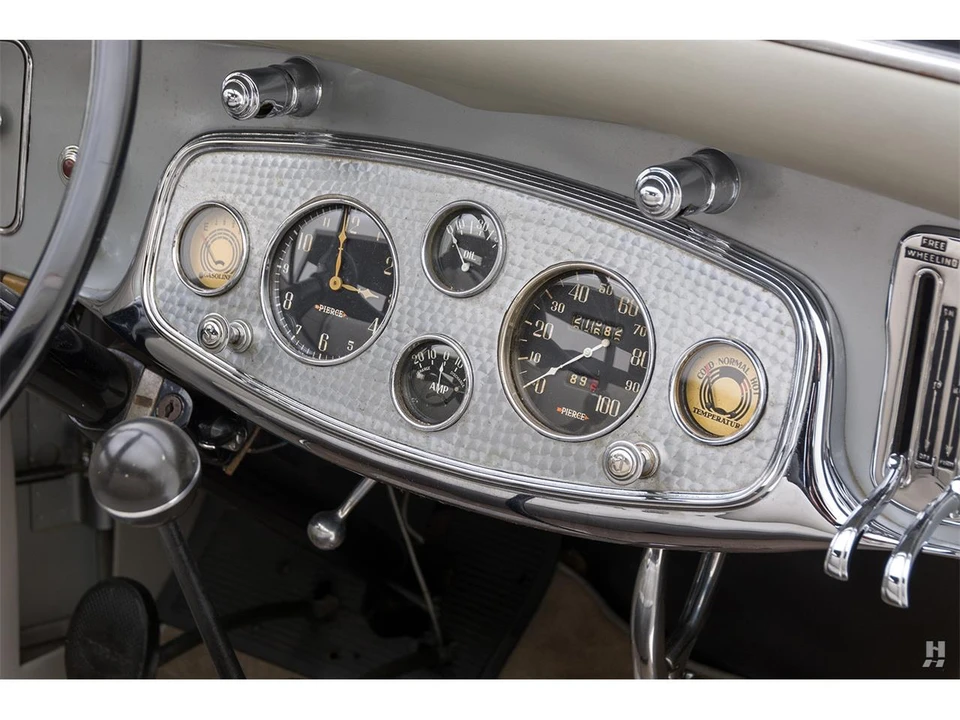 1932 Pierce-Arrow - Image 10 of 31