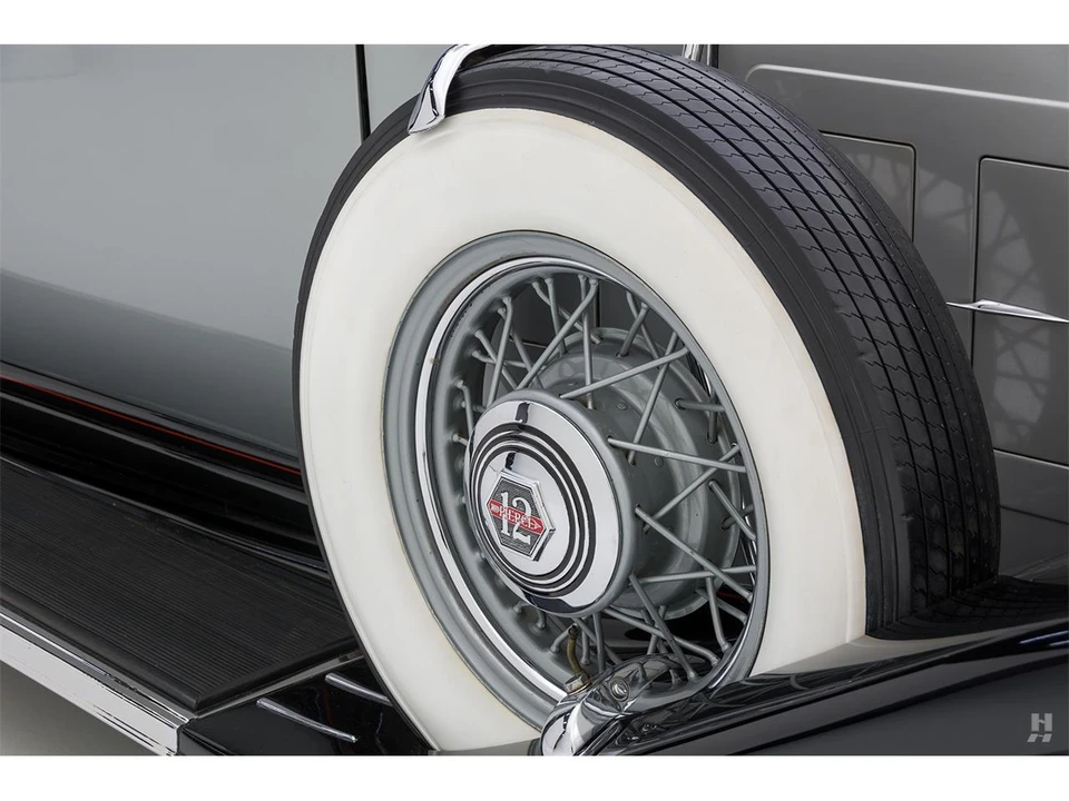 1932 Pierce-Arrow - Image 18 of 31