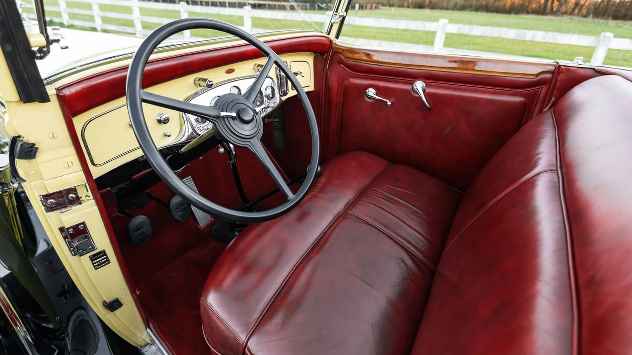 1932 Pierce-Arrow - Image 12 of 31