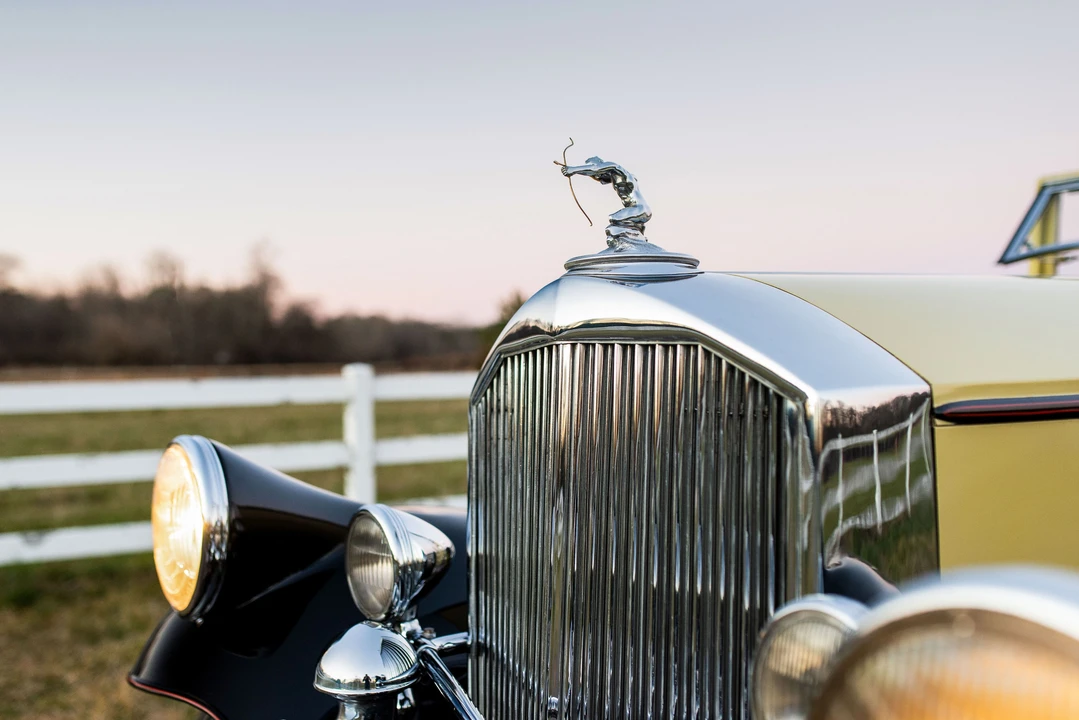 1932 Pierce-Arrow - Image 2 of 31