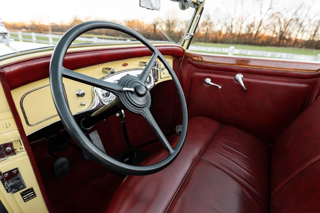 1932 Pierce-Arrow - Image 27 of 31