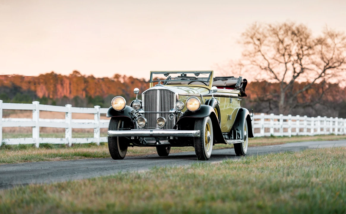 1932 Pierce-Arrow - Image 2 of 31