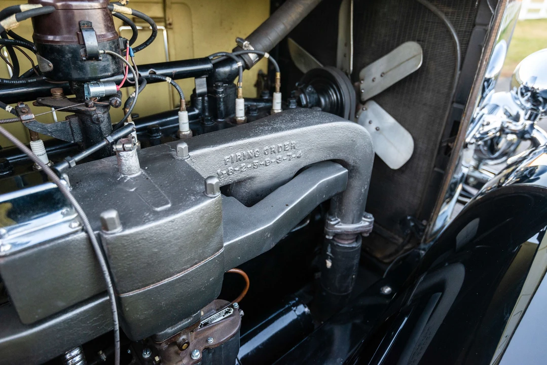 1932 Pierce-Arrow - Image 6 of 31
