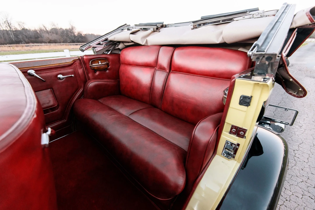 1932 Pierce-Arrow - Image 30 of 31