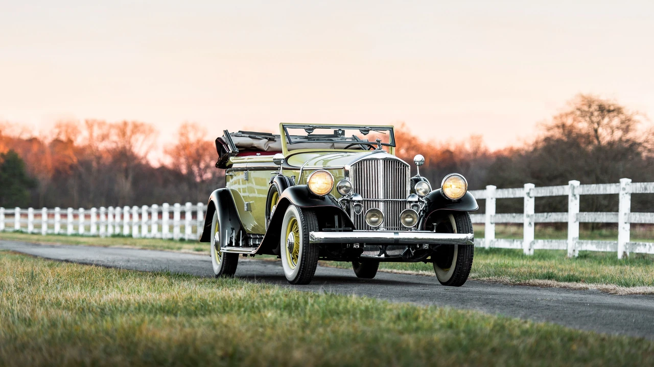1932 Pierce-Arrow - Image 17 of 31