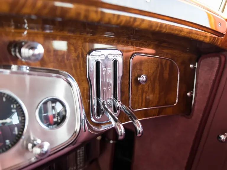 1932 Pierce-Arrow - Image 14 of 31
