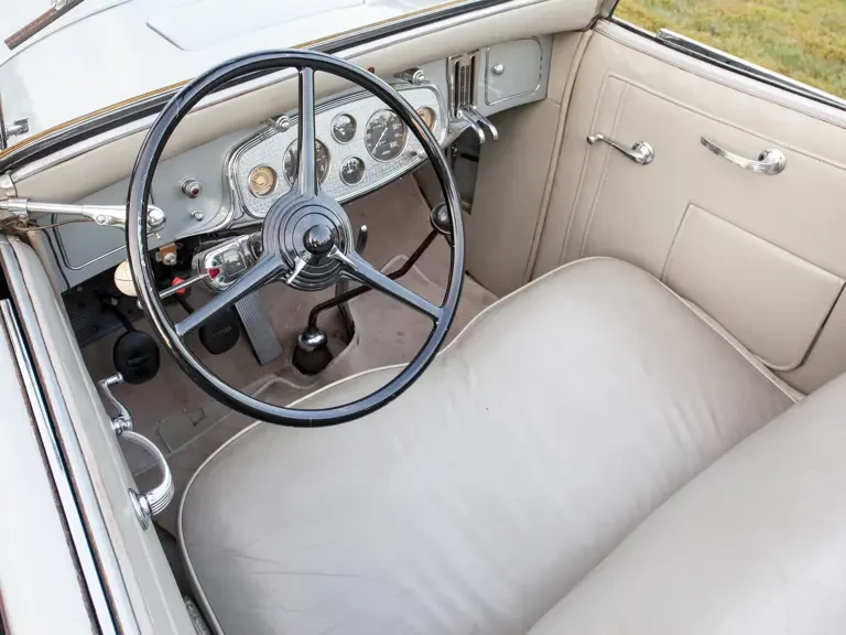 1932 Pierce-Arrow - Image 5 of 24