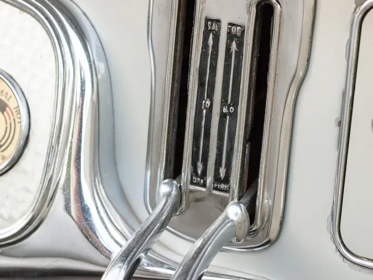1932 Pierce-Arrow - Image 17 of 24