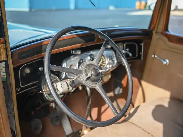1932 Pierce-Arrow - Image 5 of 15