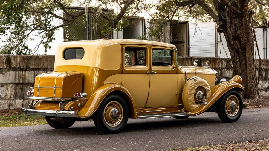 1932 Pierce-Arrow - Image 2 of 26