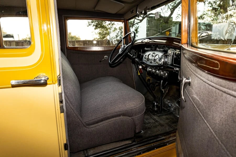 1932 Pierce-Arrow - Image 6 of 26