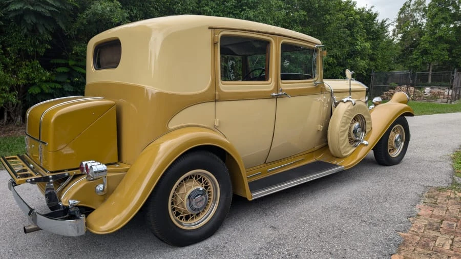 1932 Pierce-Arrow - Image 3 of 18