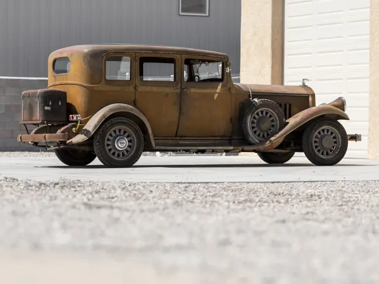 1932 Pierce-Arrow - Image 10 of 31