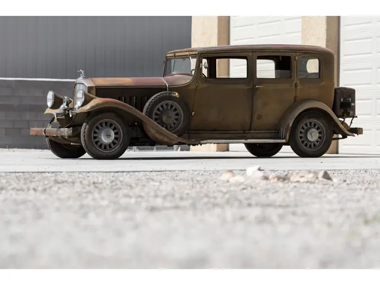 1932 Pierce-Arrow - Image 9 of 31
