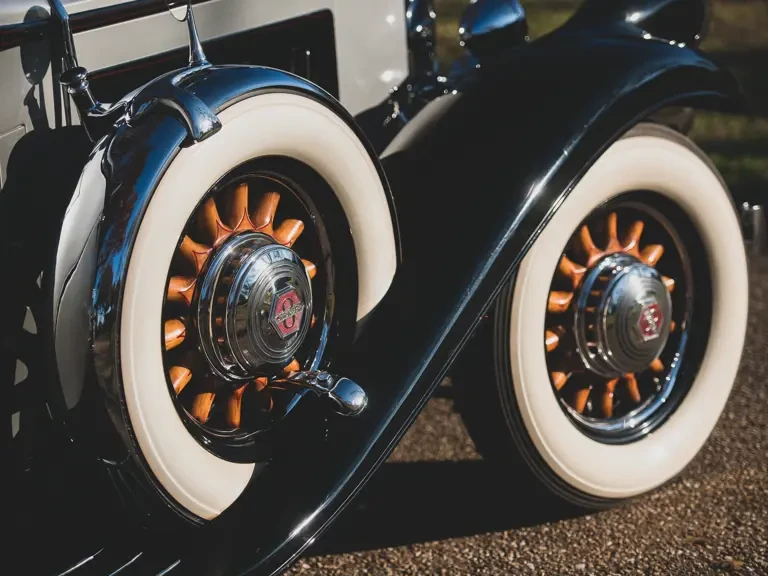 1932 Pierce-Arrow - Image 19 of 31
